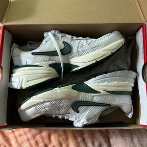 Nike V2K Run Sneakers